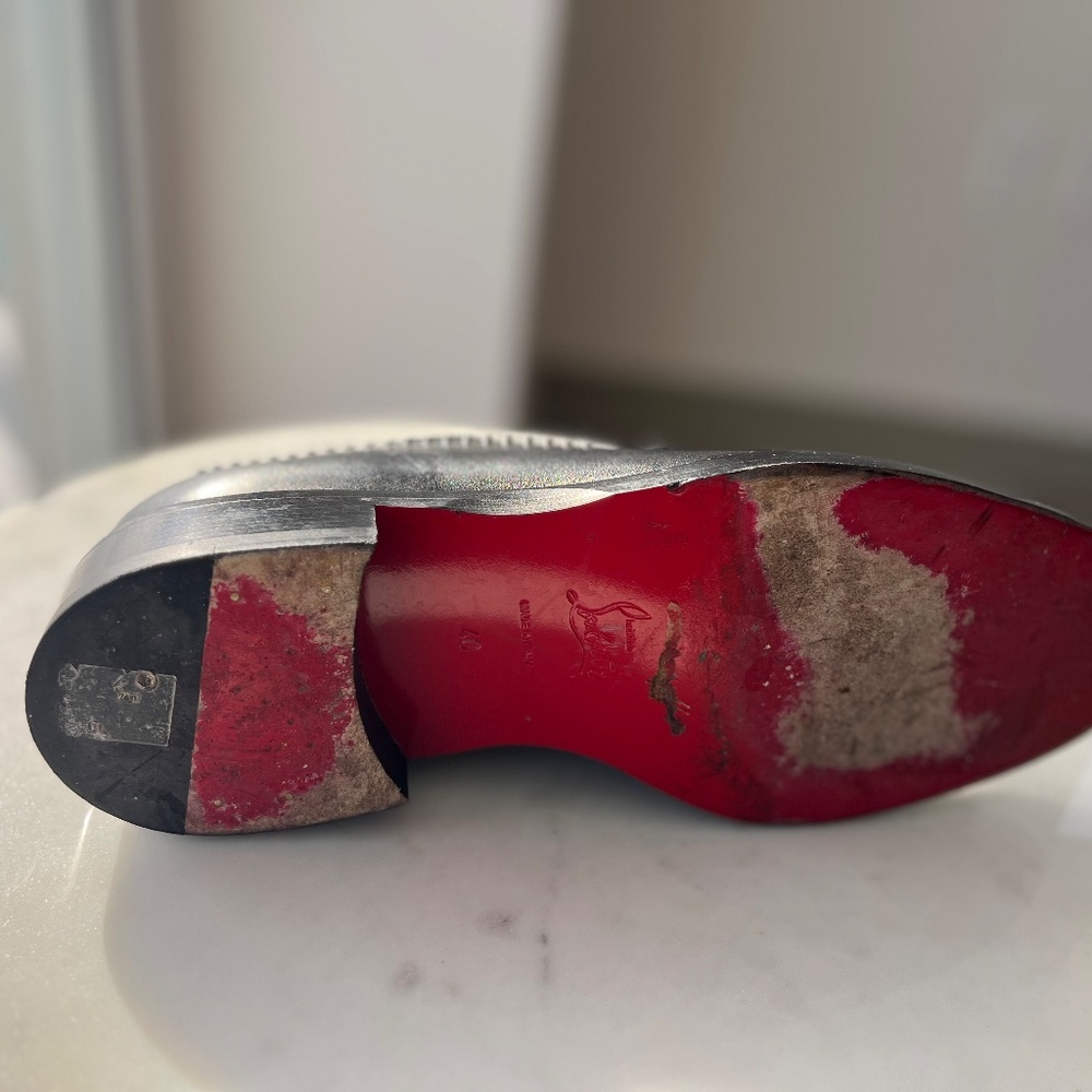 Shoes - Picture 6 of 6